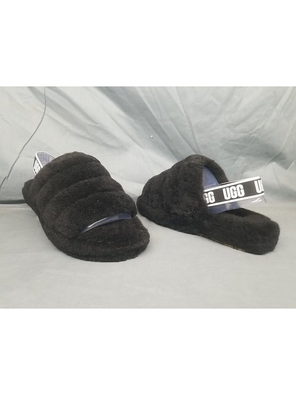 UGG Girls Fluff Yeah Slippers Slides Black Size 6 NEW IN BOX!